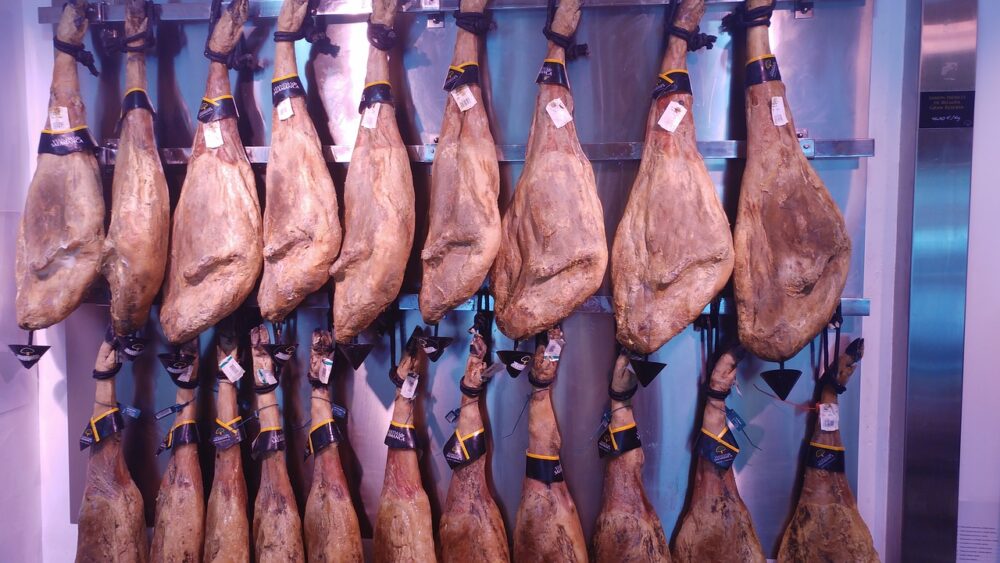 Es más saludable comer jamón serrano o ibérico